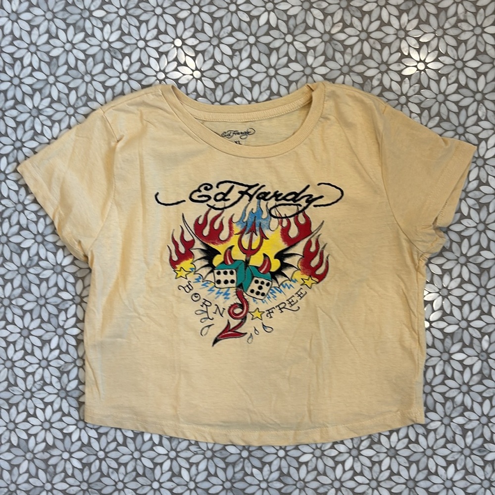 Women's Ed Hardy Flying Dice S/S Cropped Tee in Pale Yellow, Size XL